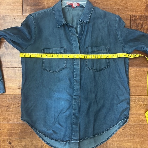 Saks  Fifth Avenue button down shirt Size M - Picture 5 of 10